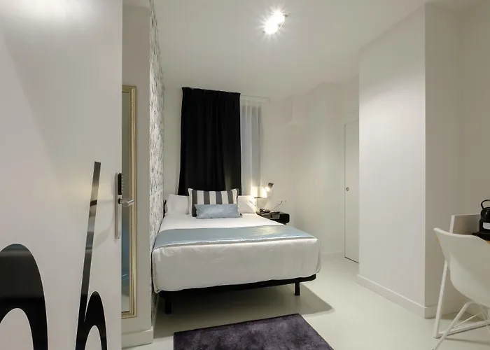 Bypillow Amari Hotel 2*